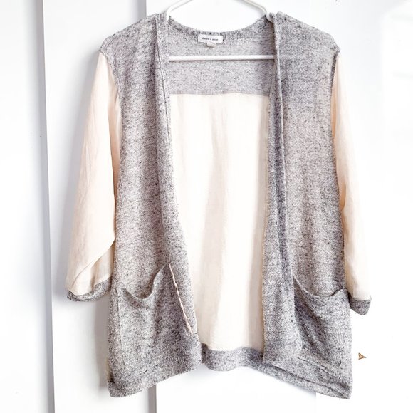 Urban Outfitters Tops - urban outfitters loose casual cardigan w/pockets M